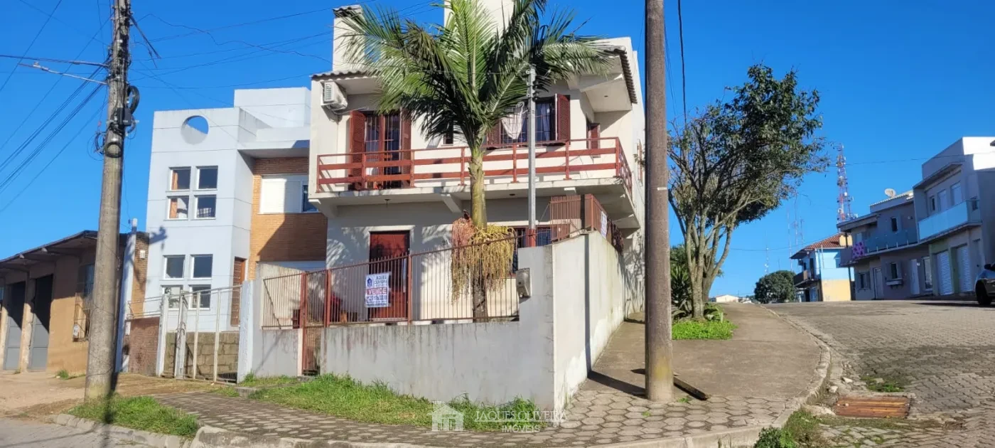 Imagem de Casa de esquina