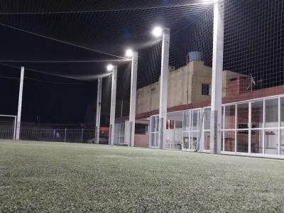 Imagem de Quadra esportiva de futebol com toda estrutura