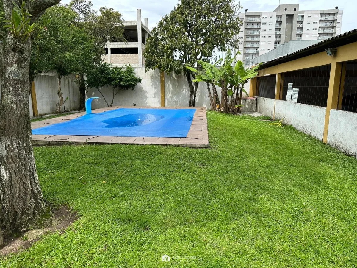 Imagem de Apartamento com piscina