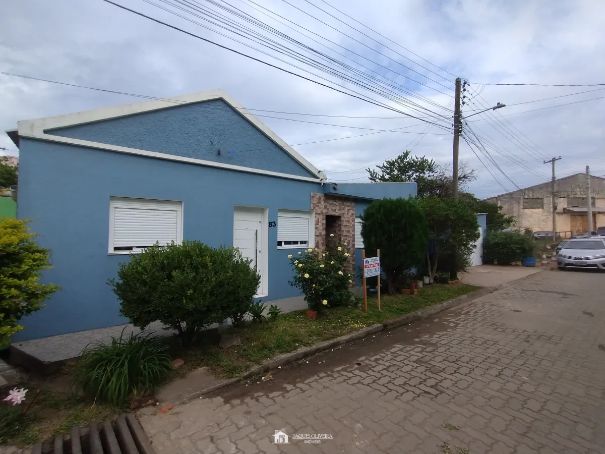 Imagem de Casa bairro Isabel com tres dormitórios e duas garagens.