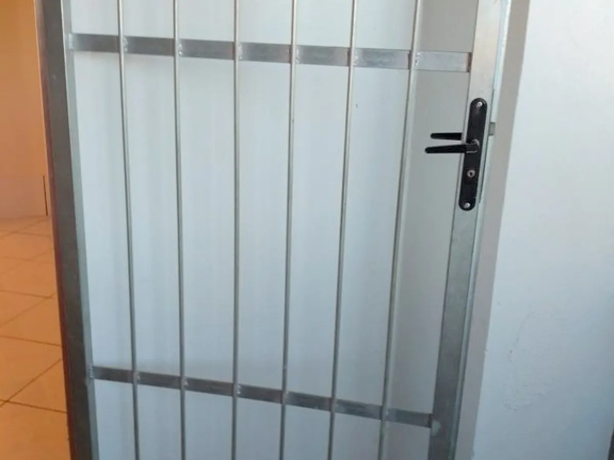 Imagem de SOBRADO RESIDENCIAL (Parte Superior)