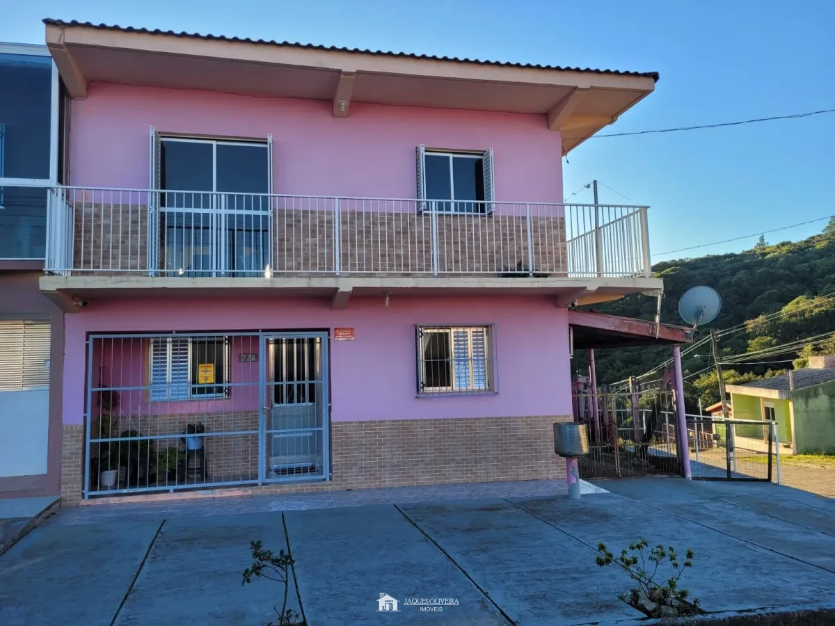 Imagem de Casa Residencial, podendo duas famílias morarem independentes.