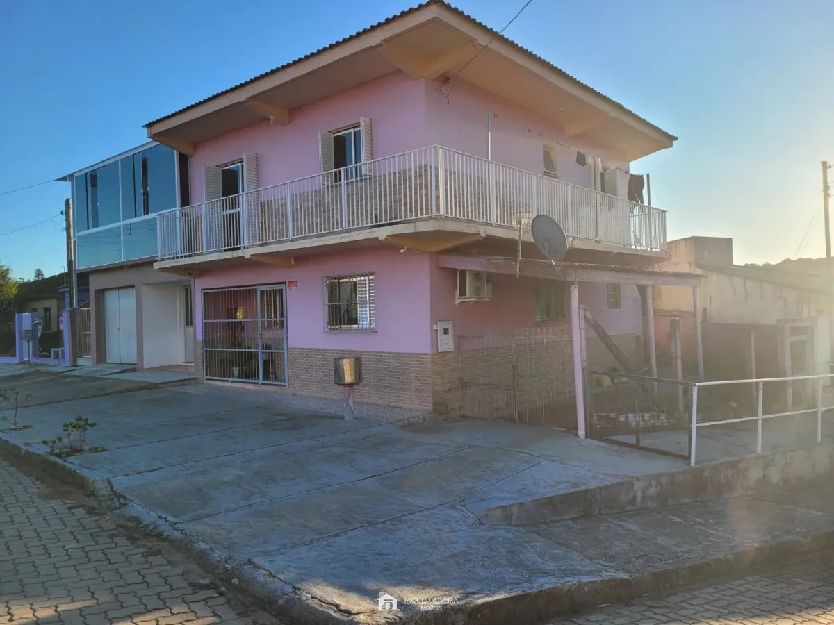 Imagem de Casa Residencial, podendo duas famílias morarem independentes.