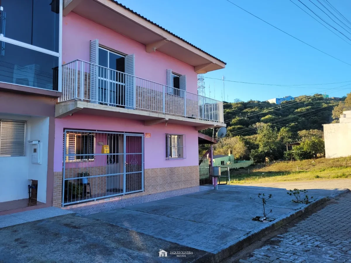 Imagem de Casa Residencial, podendo duas famílias morarem independentes.