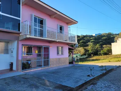 Imagem de Casa Residencial, podendo duas famílias morarem independentes.