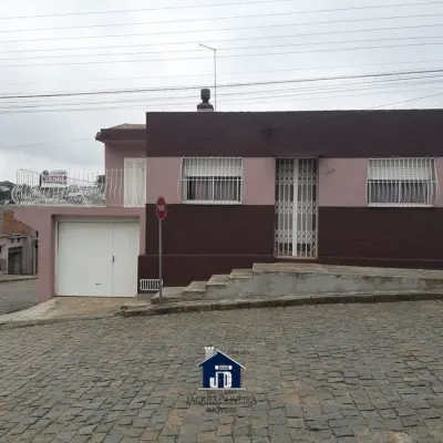 Imagem de Casa 04 dormitórios, bairro Uruguai