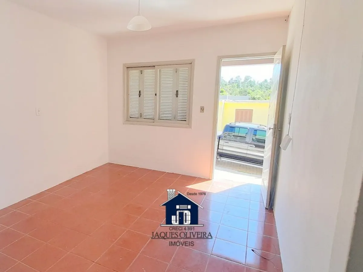 Imagem de Casa c/ garagem.