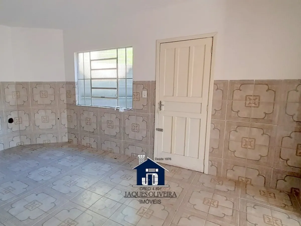 Imagem de Casa c/ garagem.