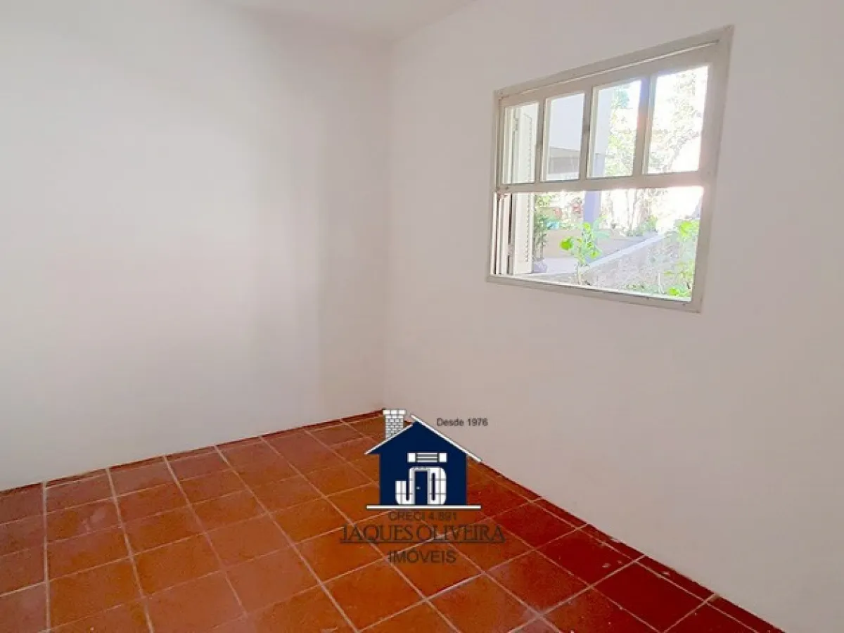 Imagem de Casa c/ garagem.