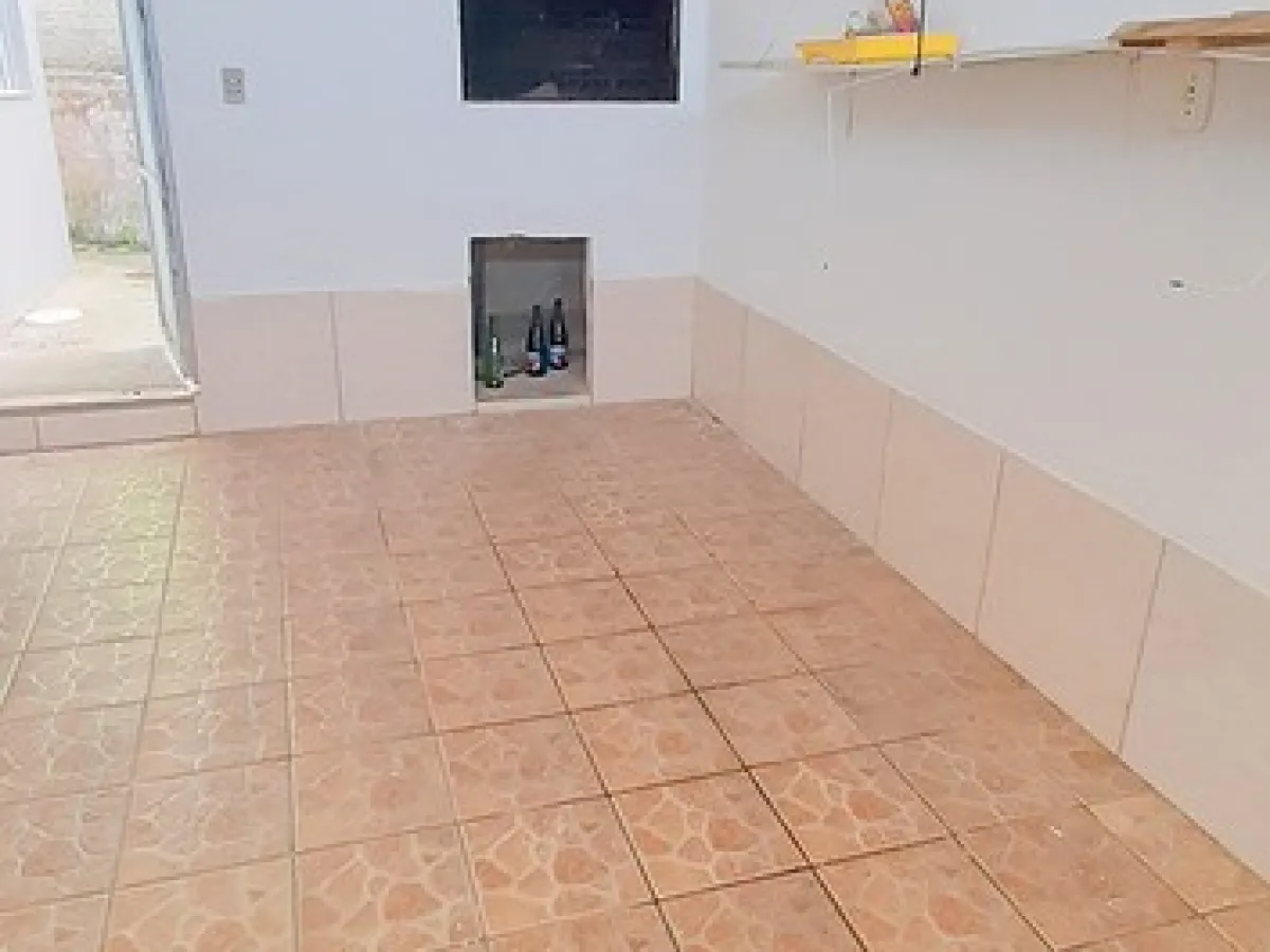 Imagem de Casa c/ garagem.