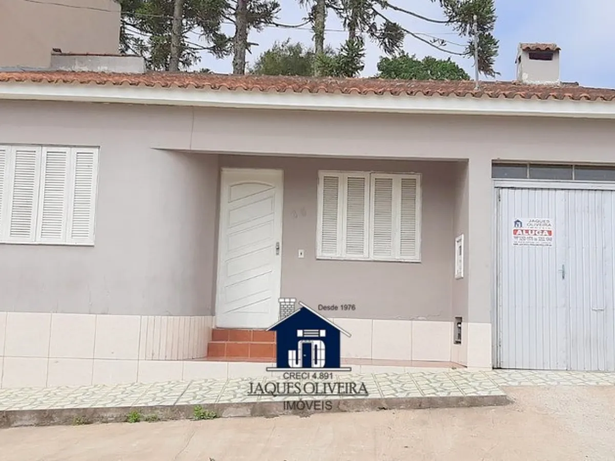 Imagem de Casa c/ garagem.