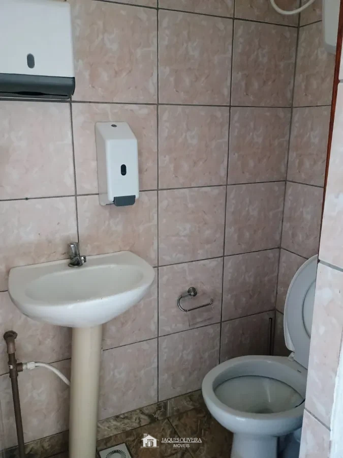 Imagem de Peça Comercial no Centro