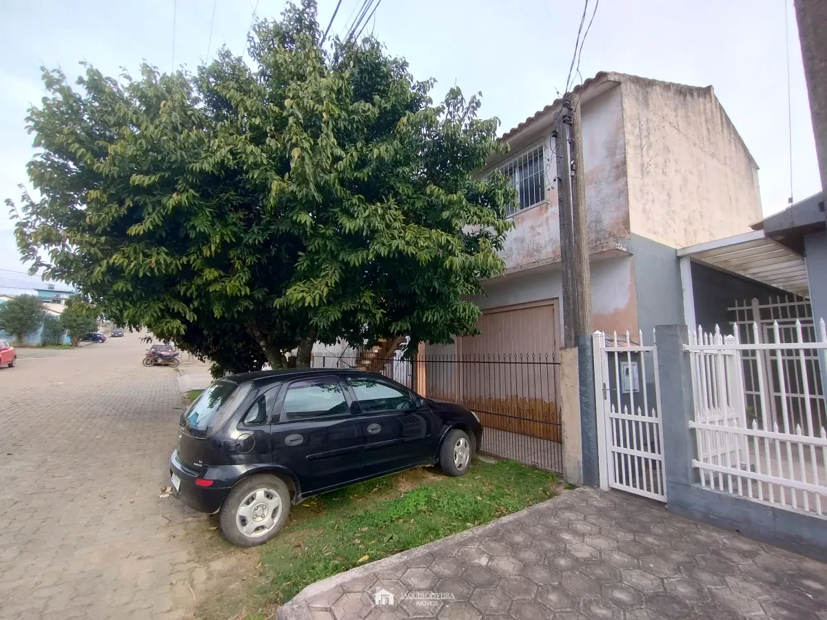 Imagem de Casa na Vila Zezeco Pereira 03 dormitórios e garagem