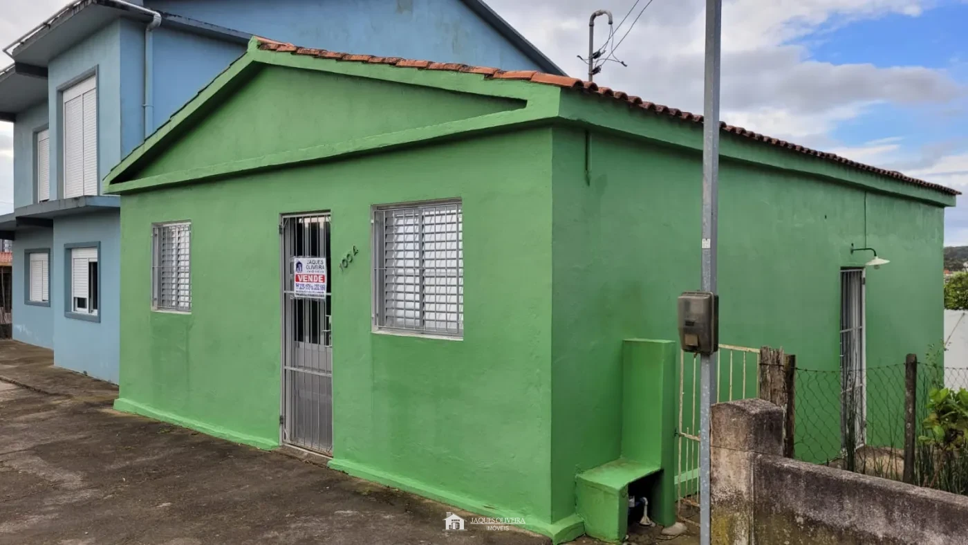 Imagem de Casa com Terreno Amplo