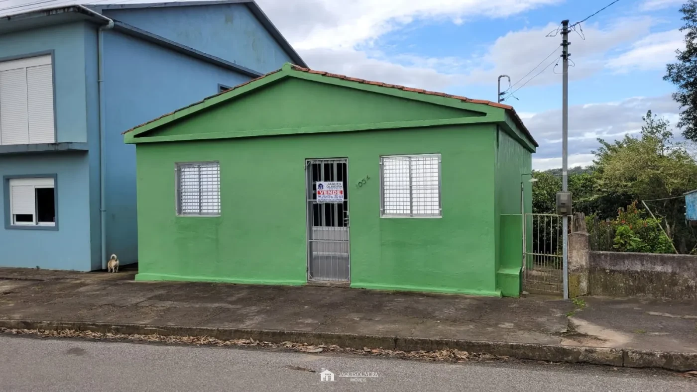 Imagem de Casa com Terreno Amplo