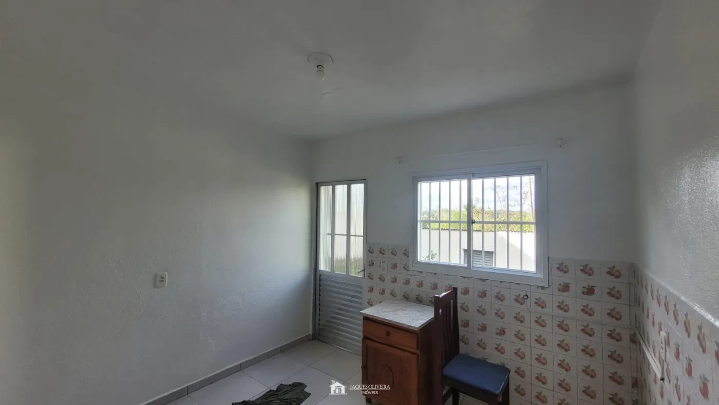 Imagem de Casa com Terreno Amplo