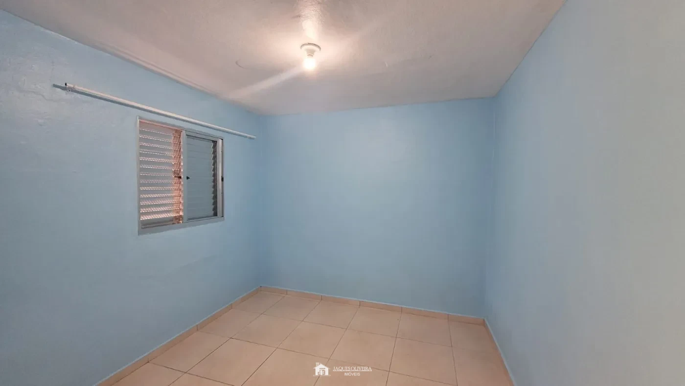 Imagem de Casa com Terreno Amplo