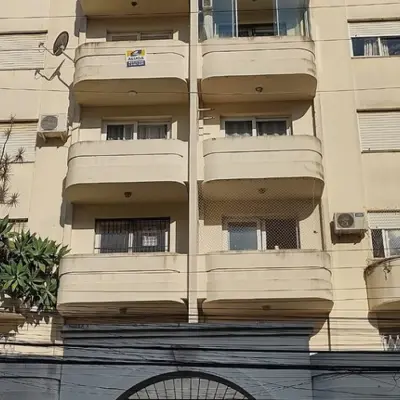 Imagem de Apartamento 02 dormitórios, frente a Católica