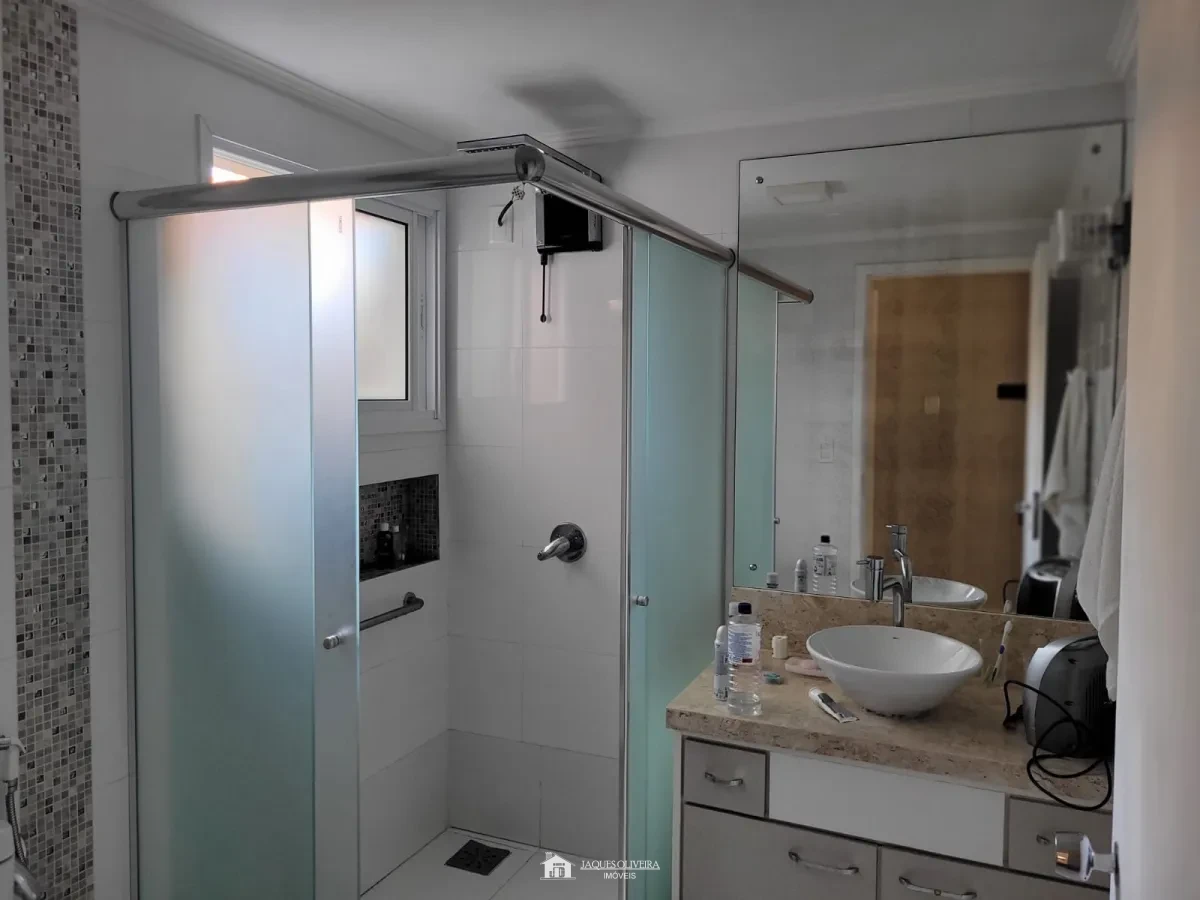 Imagem de Casa de alto padrão na zona nobre da cidade