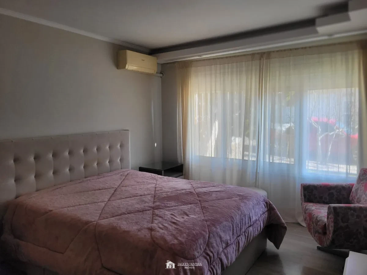 Imagem de Casa de alto padrão na zona nobre da cidade