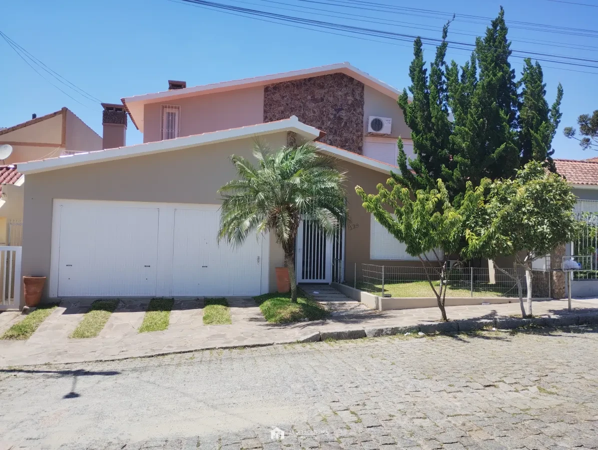 Imagem de Casa de alto padrão na zona nobre da cidade