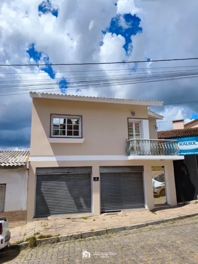 Imagem de Sobrado Comercial de esquina com o hospital, excelente ponto para consultório médico