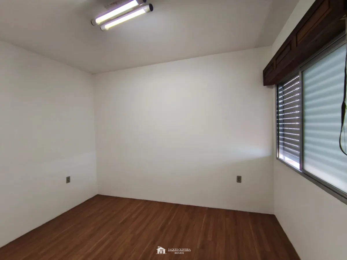 Imagem de Sobrado Comercial de esquina com o hospital, excelente ponto para consultório médico