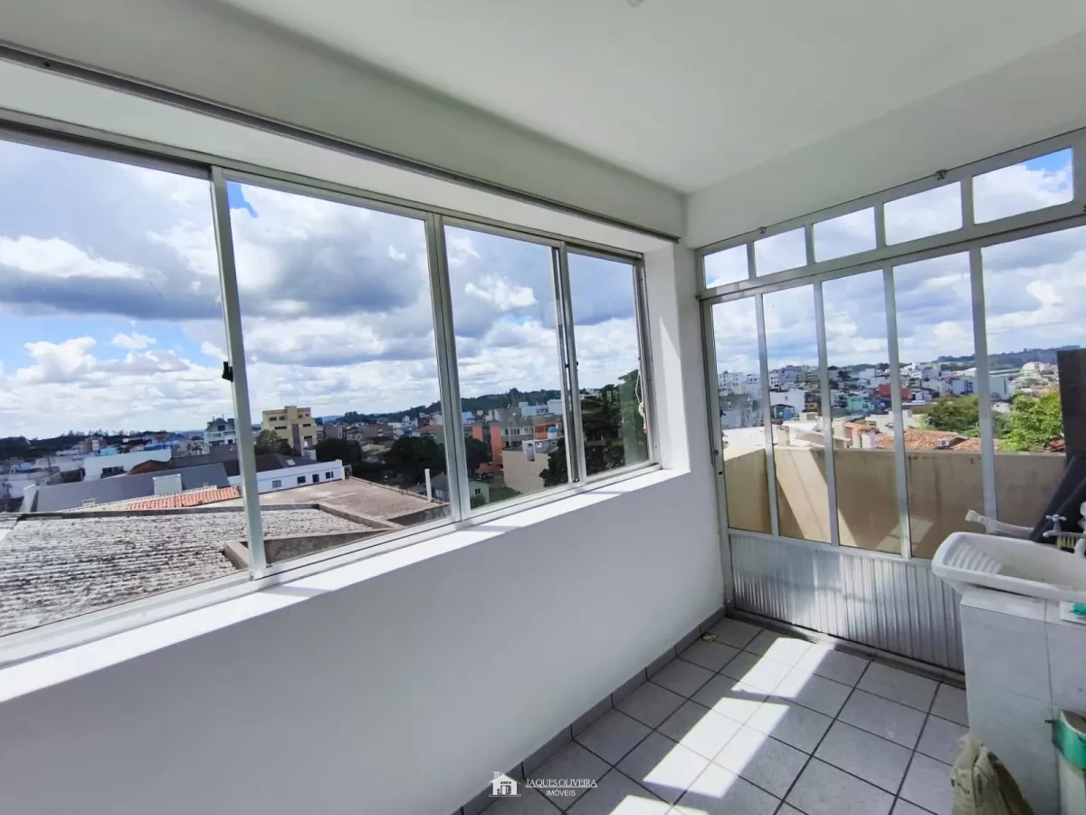 Imagem de Sobrado Comercial de esquina com o hospital, excelente ponto para consultório médico