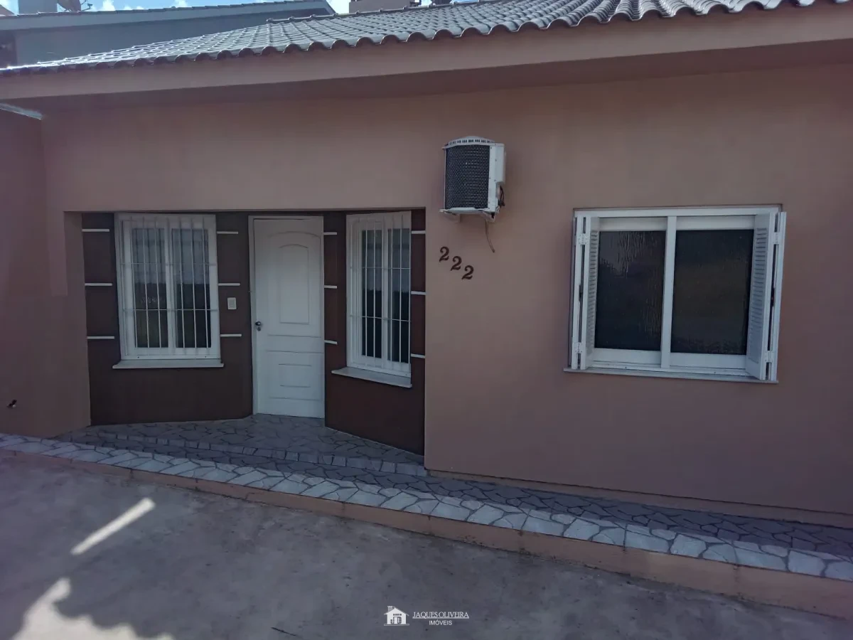 Imagem de Ótima Casa na Área Central