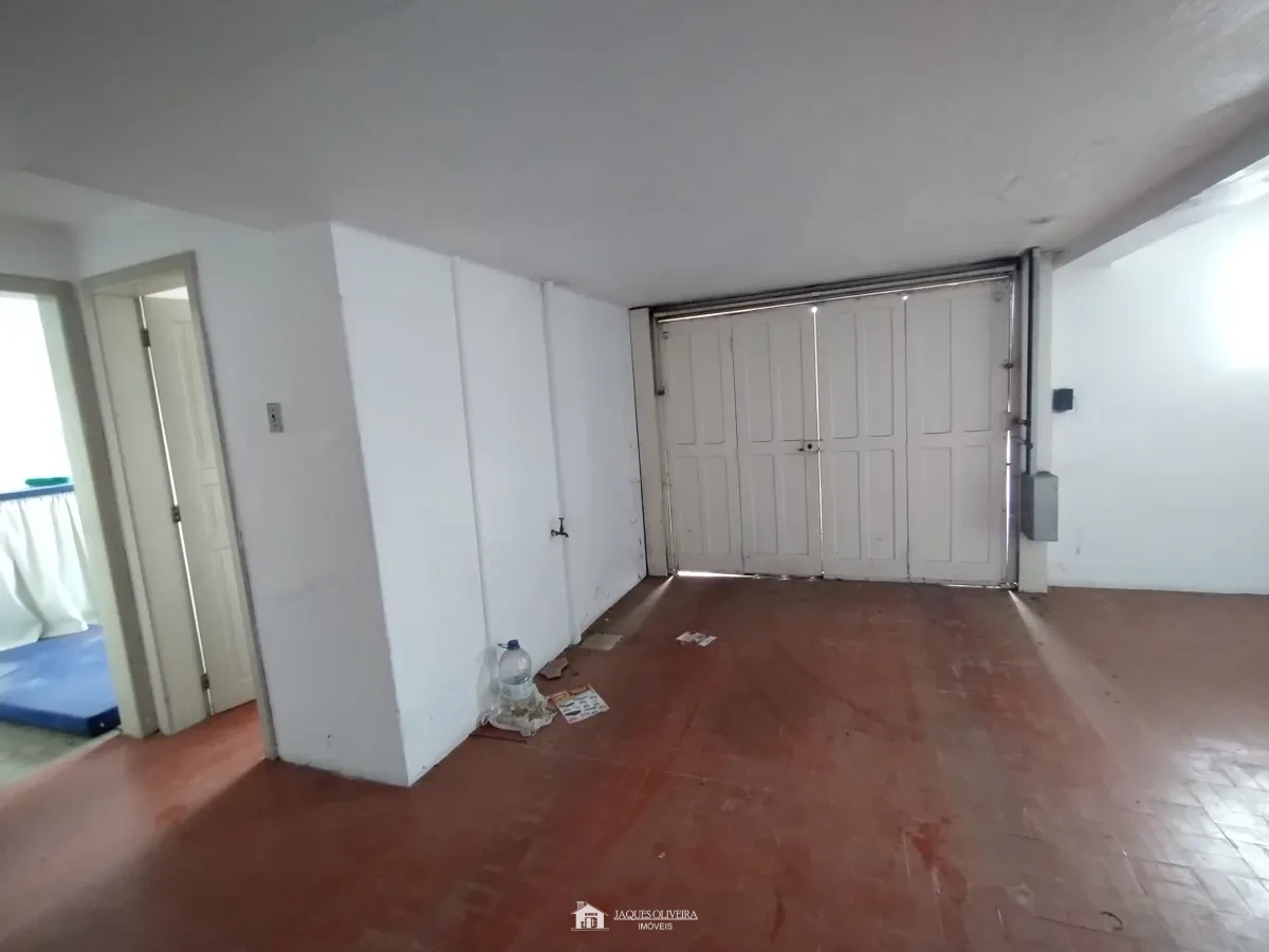 Imagem de Casa com utilização mista residencial/comercial.