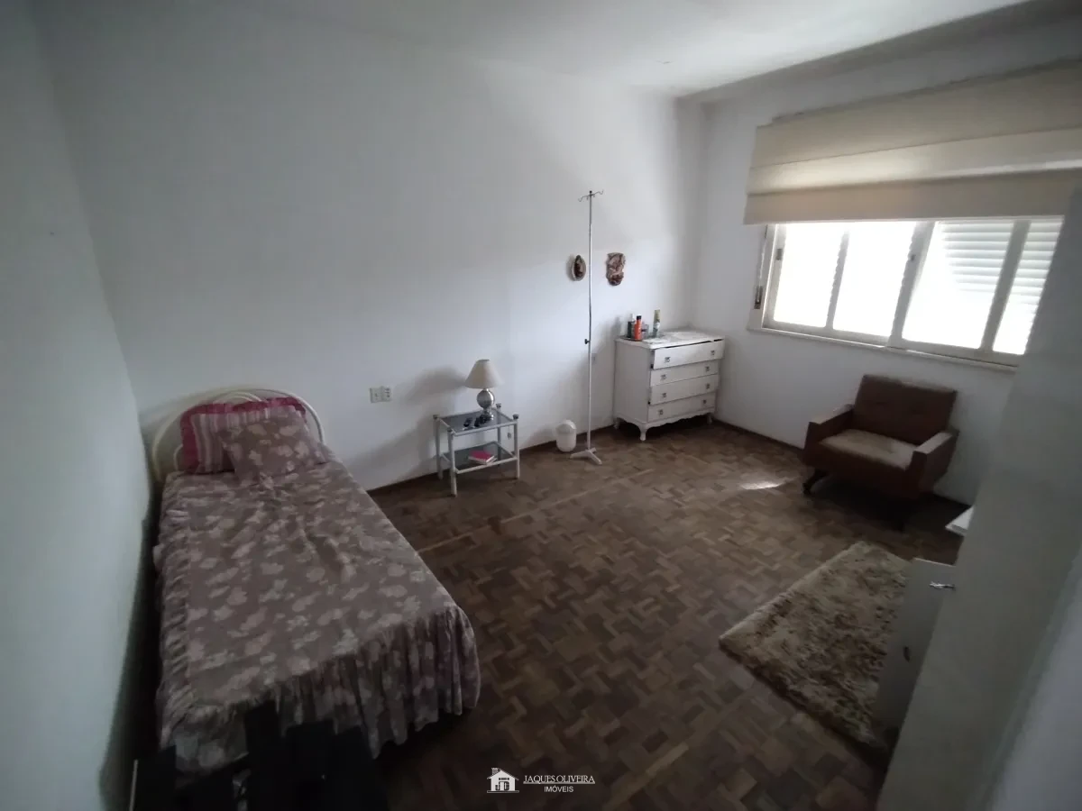 Imagem de Casa com utilização mista residencial/comercial.