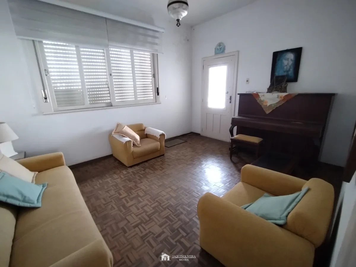 Imagem de Casa com utilização mista residencial/comercial.