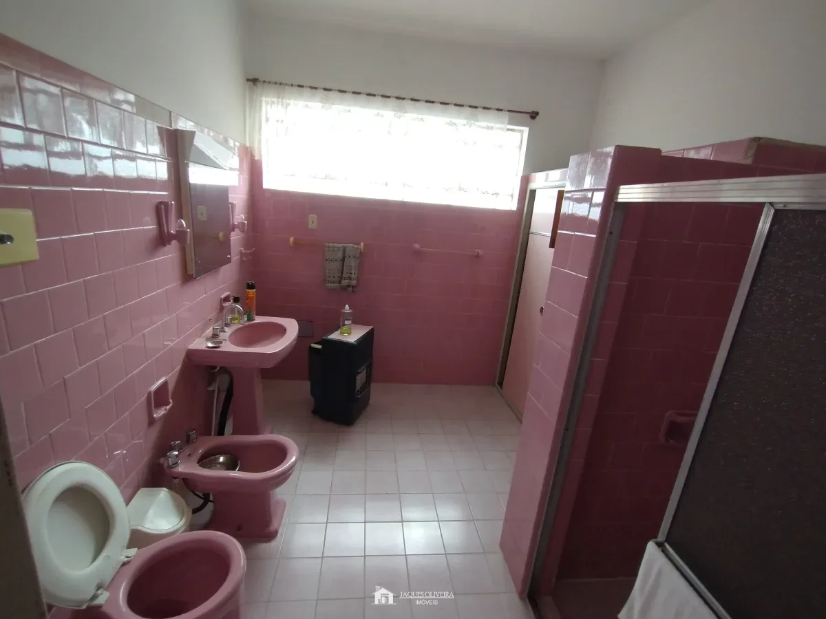 Imagem de Casa com utilização mista residencial/comercial.