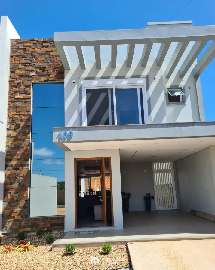 Imagem de Paraíso na praia. Casa espaçosa a uma quadra da lagoa!