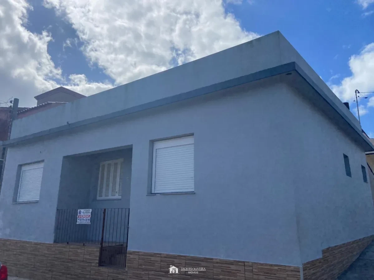 Ampla Casa de Esquina em Região Valorizada - Prado, Canguçu [3850]