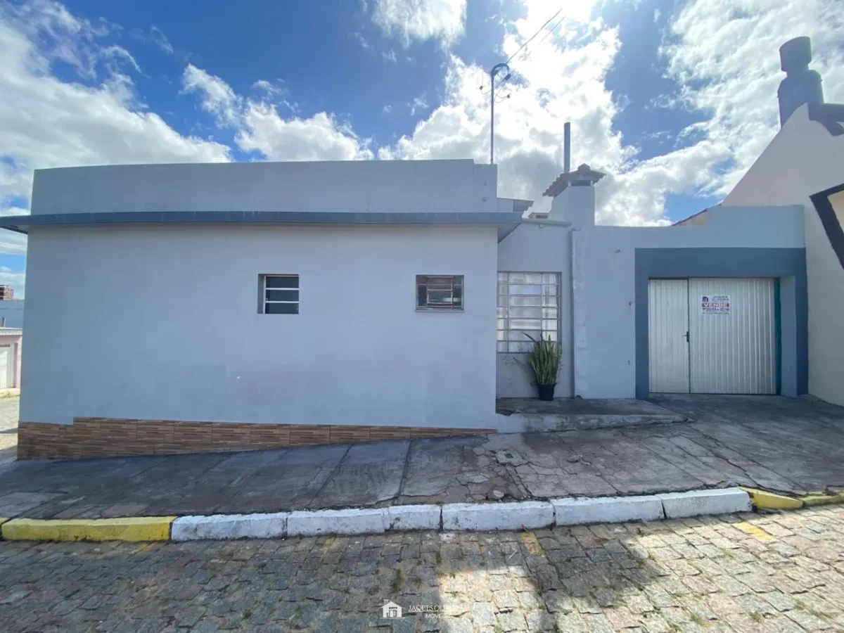 Ampla Casa de Esquina em Região Valorizada - Prado, Canguçu [3850]