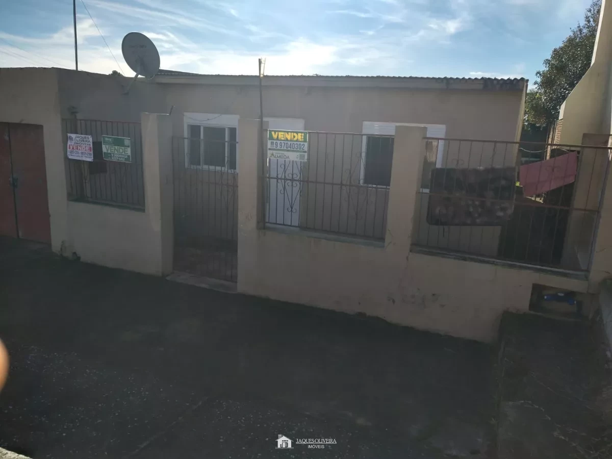 Casa com Garagem - Bairro Getulio Vargas, Piratini [3968]