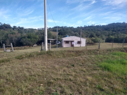 Imagem de Sitio com benfeitorias