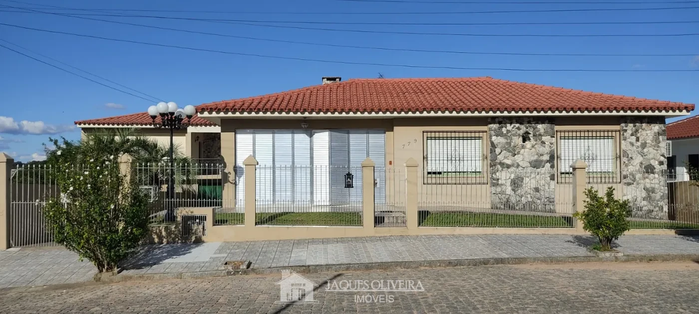 Imagem de Casa de moradia e Apartamento com  terreno ao lado