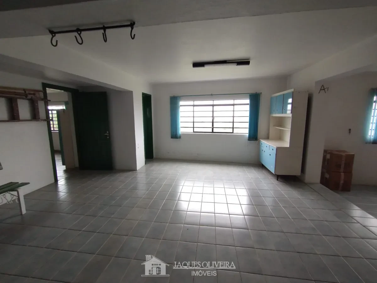 Imagem de Casa de moradia e Apartamento com  terreno ao lado