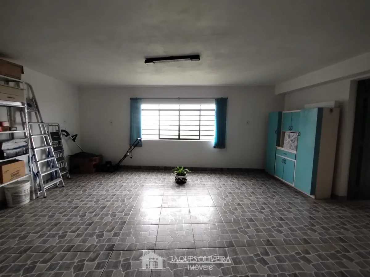 Imagem de Casa de moradia e Apartamento com  terreno ao lado