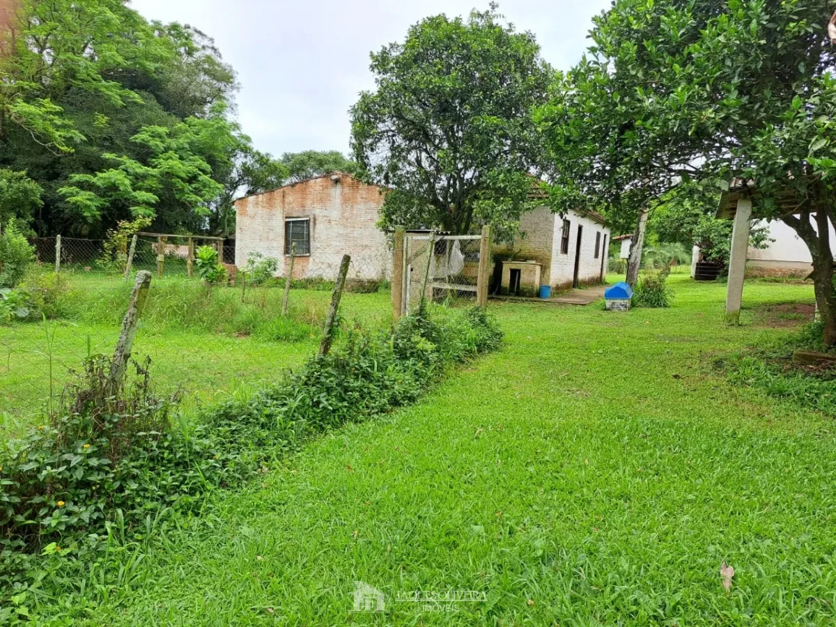 Imagem de Chácara de 4ha com duas casas e galpão