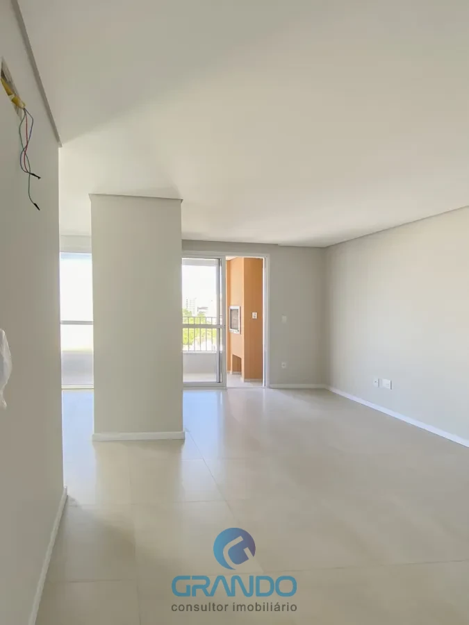 Imagem de Apartamento novo com acabamento em alto padrão, 1 dormitório com sacada e churrasqueira