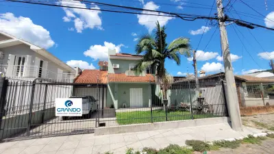 Imagem de Casa ampla, 02 dormitórios, com piscina no Bairro Medianeira