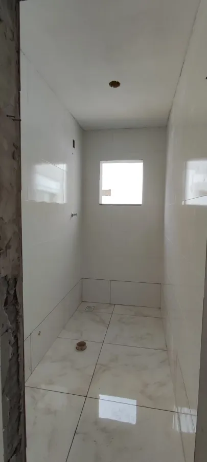 Imagem de Casa Geminada à Venda – Vila Piratini