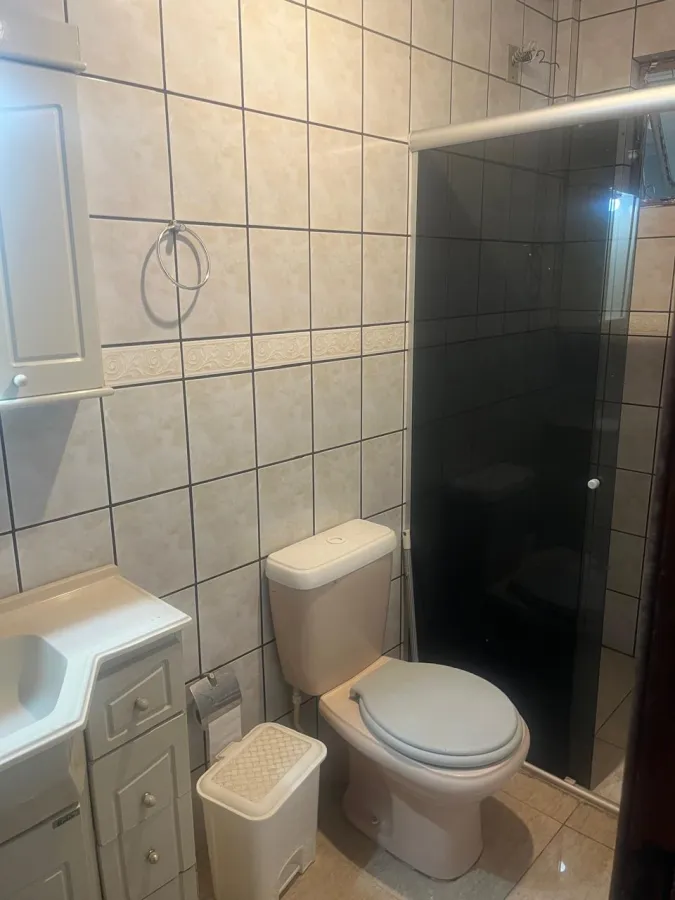 Imagem de CASA NA RUA FERNANDO DE NORONHA 129