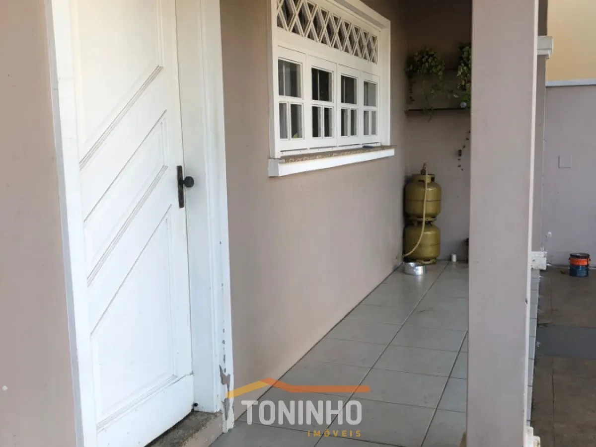 Imagem de CASA DE ALTO PADRÃO A VENDA