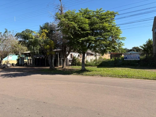 Imagem de Três terrenos em uma única oportunidade