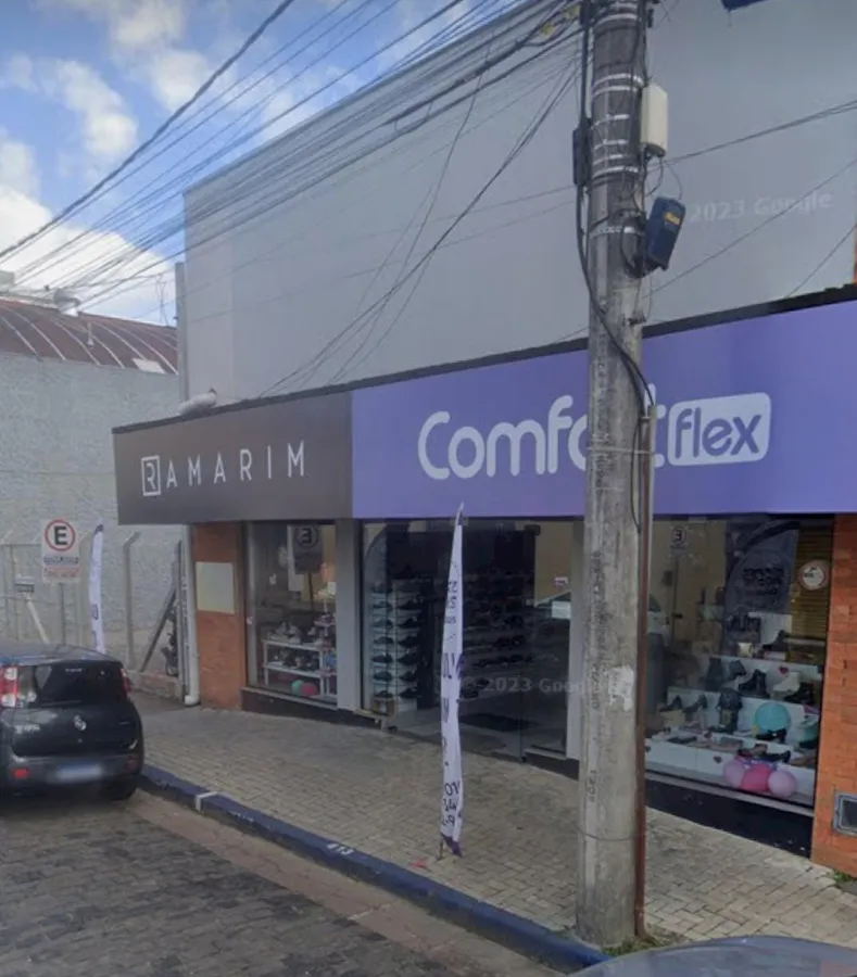 Imagem de loja comercial no centro de Taquara