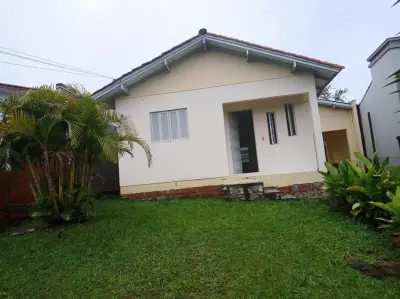 Imagem de Seu Novo Lar em Taquara: Casa Aconchegante à Venda